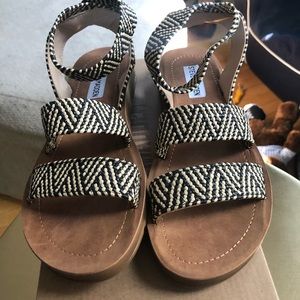 Steve Madden sandals